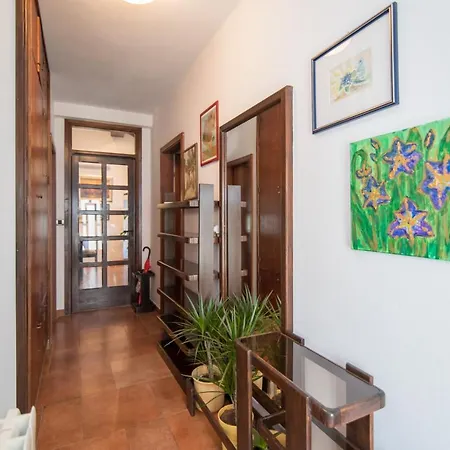 Vrandecic Apartamento Postira