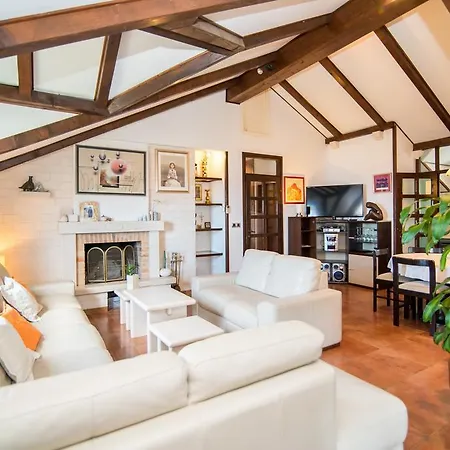Apartment Vrandecic Postira