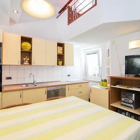 Apartment Vrandecic *
